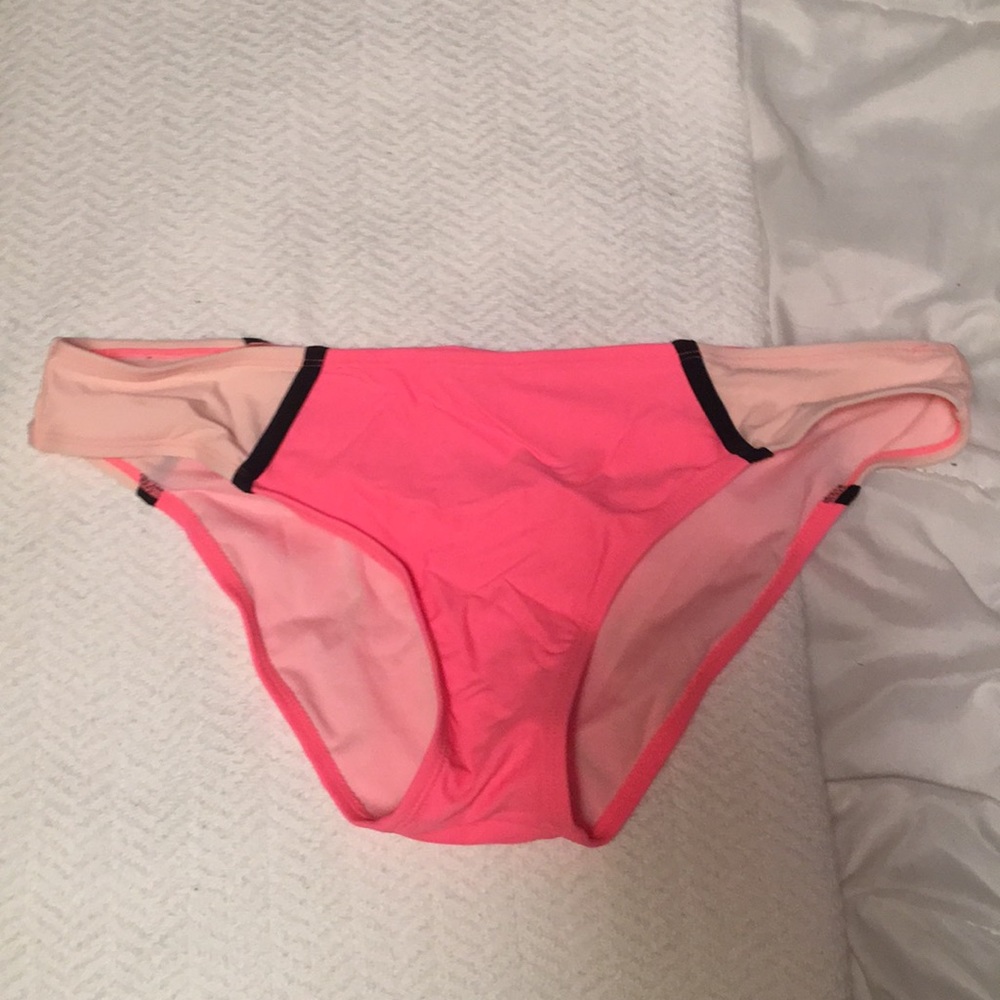 Bikini bottoms